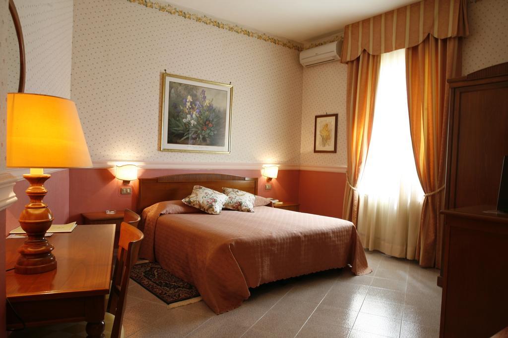 Miralago Albano Laziale Zimmer foto